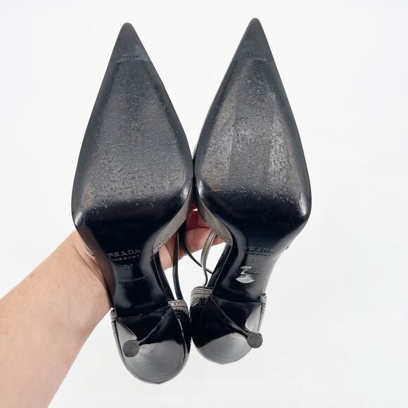 Vintage Prada Gray and Black Brogue Oxford Pointed Toe Mary Jane Heels IT 37 - Picture 10 of 11